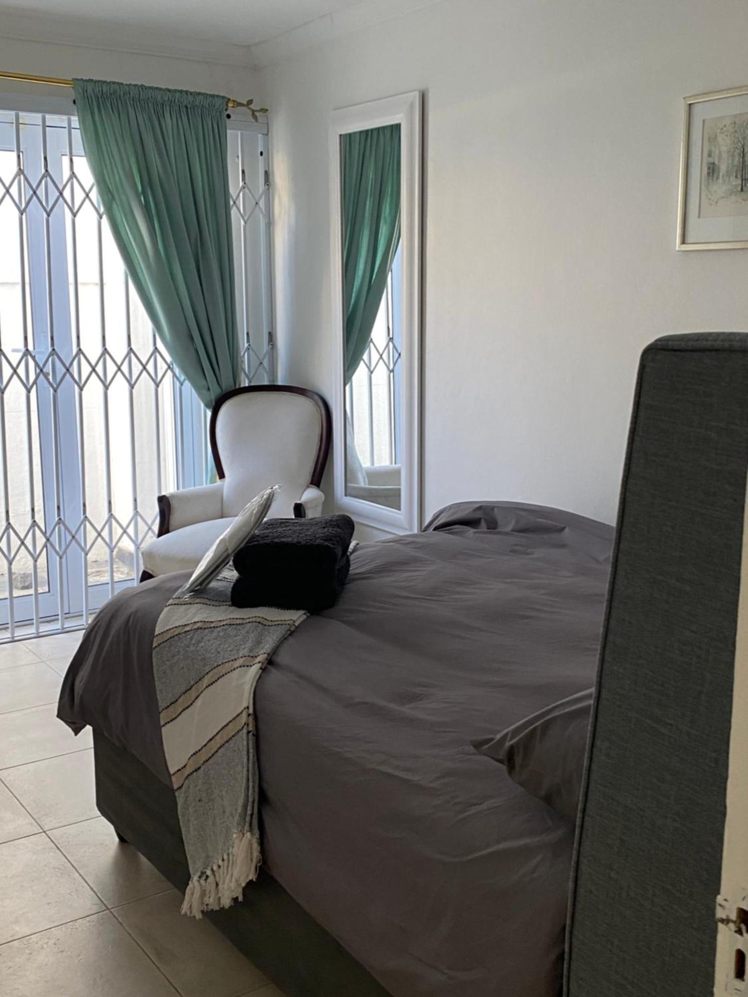Bed And Breakfast Villa Livadia Cape Town Exterior photo