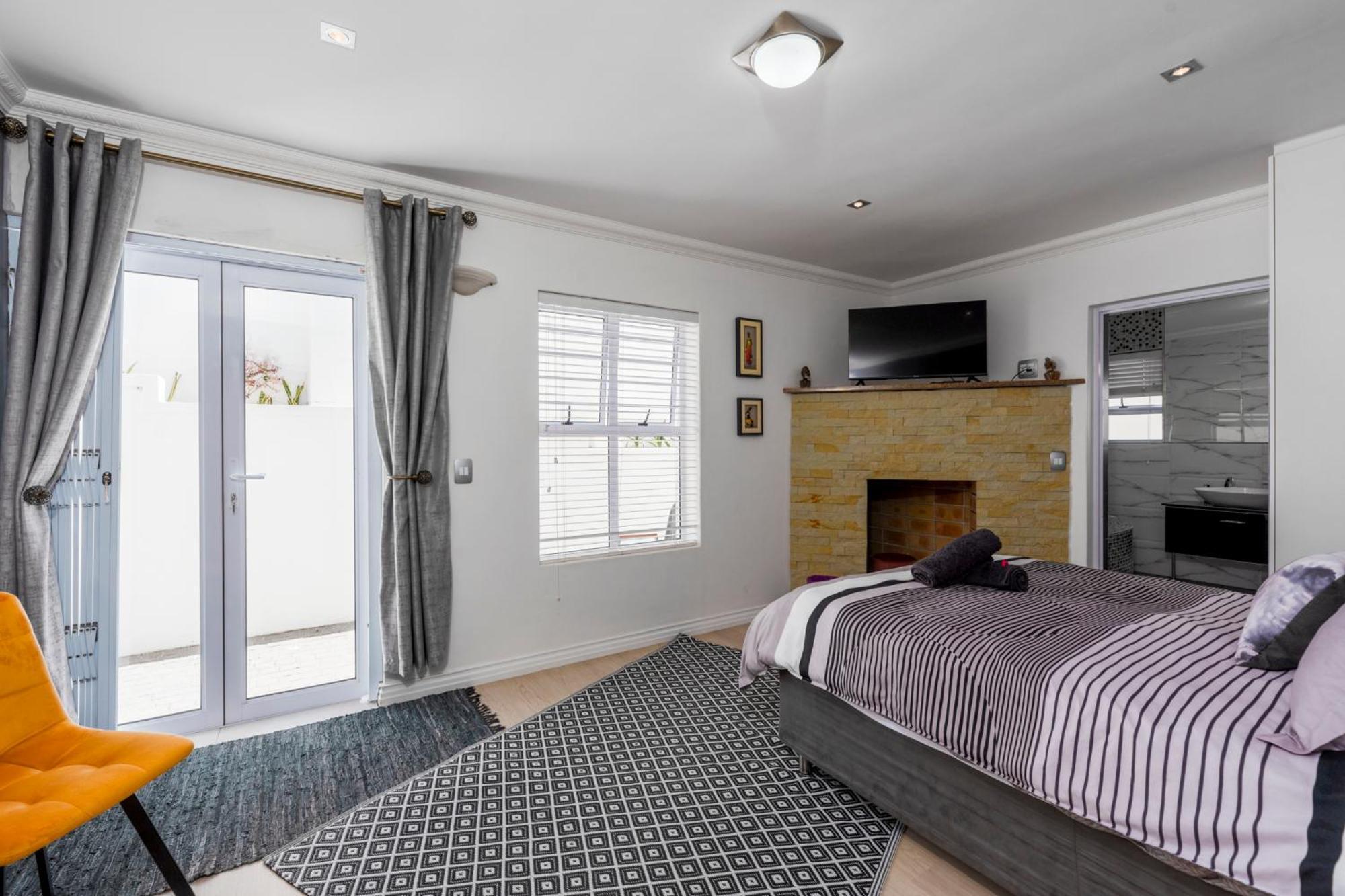 Bed And Breakfast Villa Livadia Cape Town Exterior photo